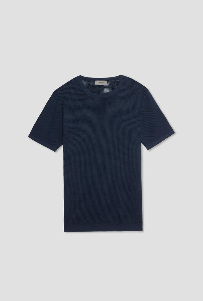 Garment-dyed crew neck with workmanship